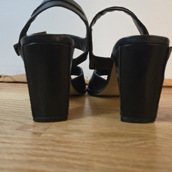 Rockport heels - Picture 4 of 4